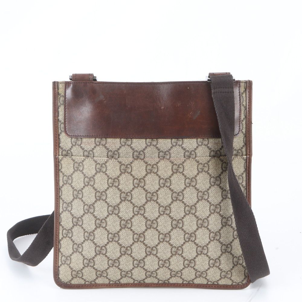 Gucci GG Supreme Leather Shoulder Bag Crossbody Messenger Business — view 3