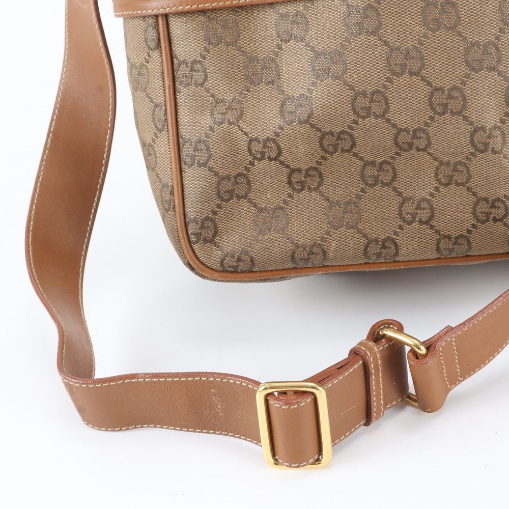 Gucci GG Supreme Leather Shoulder Bag Messenger Business Brown — view 2