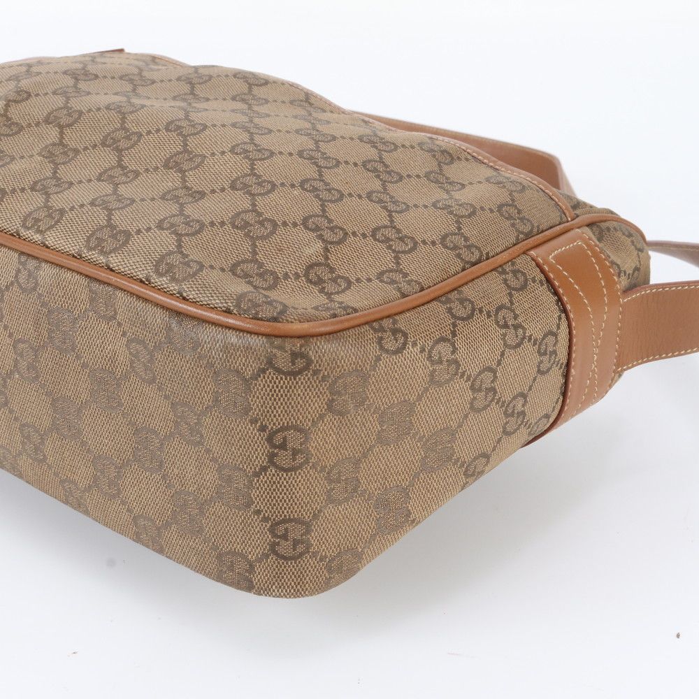 Gucci GG Supreme Leather Shoulder Bag Messenger Business Brown — view 4