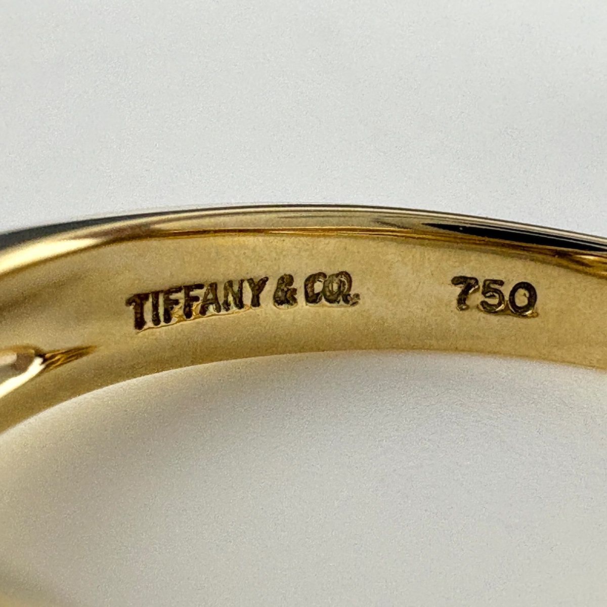 Tiffany & Co Pearl Yellow Gold Ring Pave Diamond — view 7