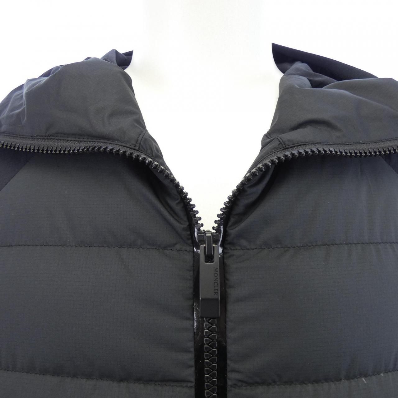 Moncler Viaur Down Jacket — view 6
