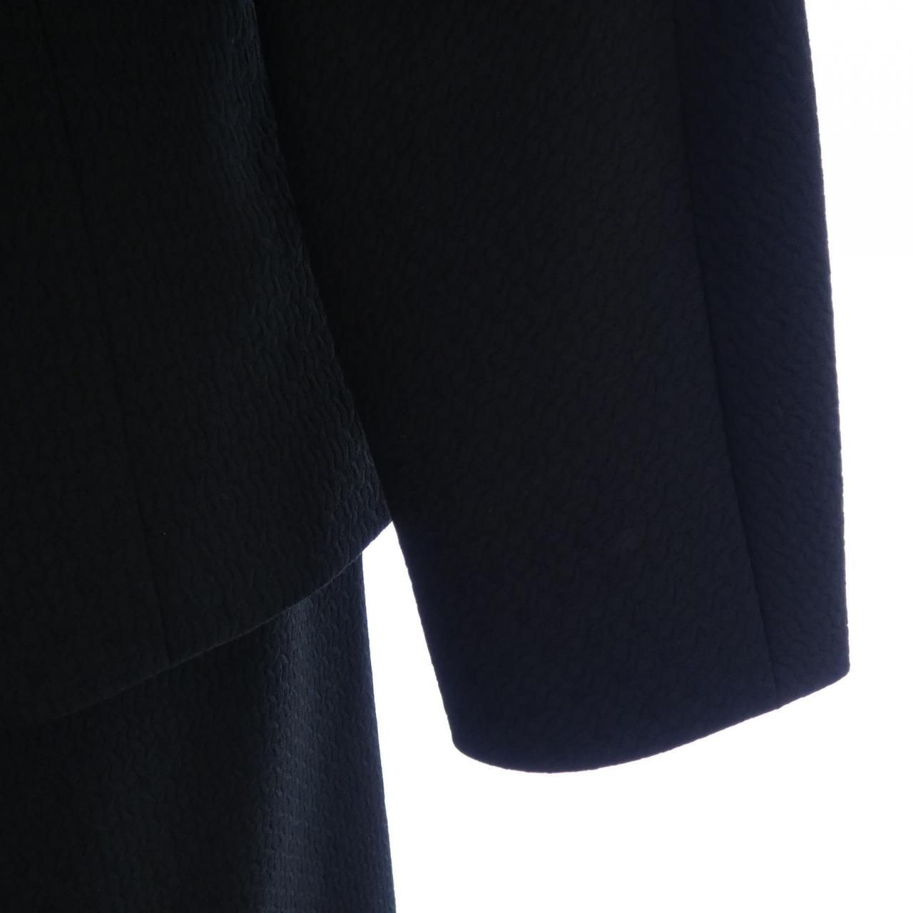 Chanel Vintage Suit Black — view 6