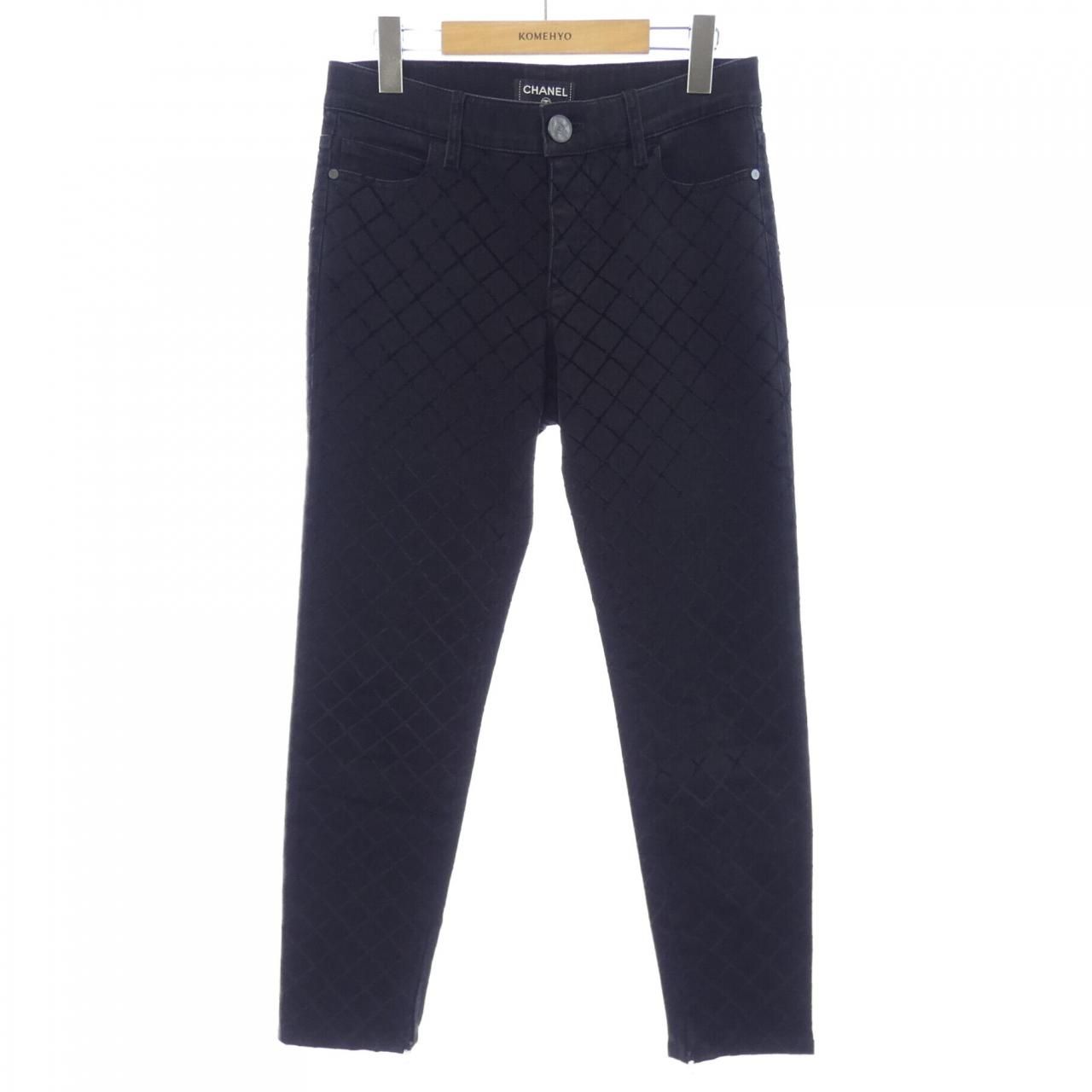 Chanel Jeans Black