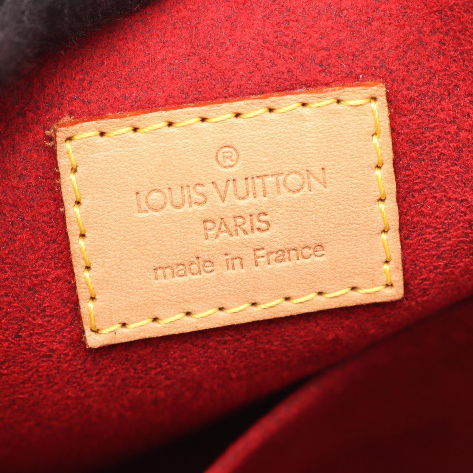 Louis Vuitton Handbag Excentri Cite Monogram Leather — view 4