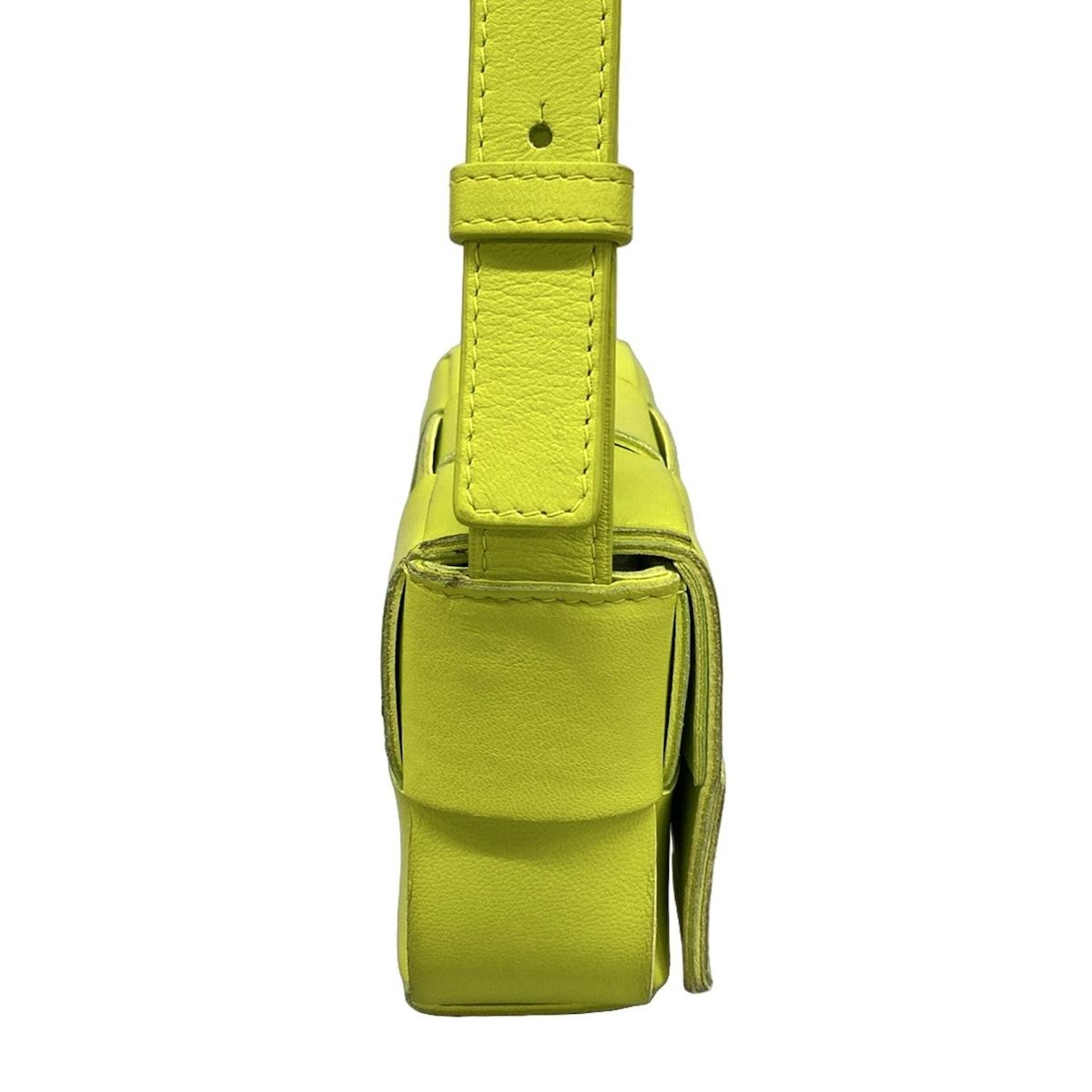 Bottega Veneta Shoulder Bag Cassette Light Green Leather — view 2