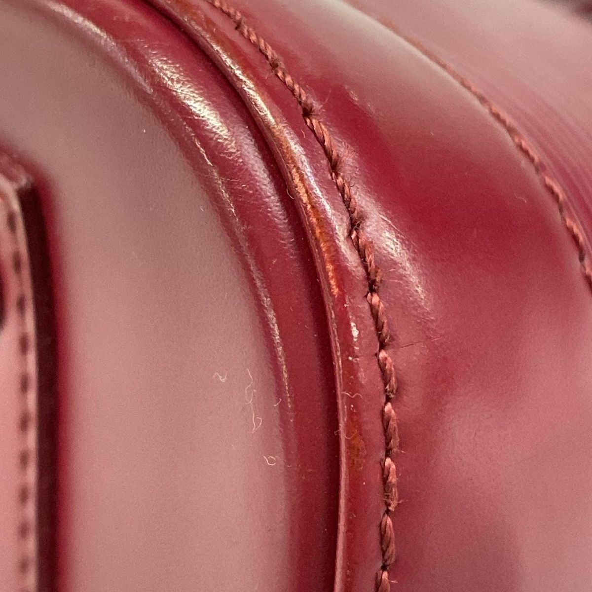 Louis Vuitton Handbag Epi Alma BB Fuchsia Leather — view 6
