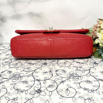 Chanel Double Flap Bag Chevron V-Stitch — view 5