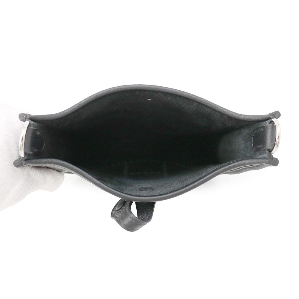 Hermes Shoulder Bag Evelyne TPM 111 Amazon Black Silver Taurillon Clemence — view 4