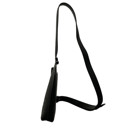 Loewe Shoulder Bag Vertical T Pocket Black — view 4