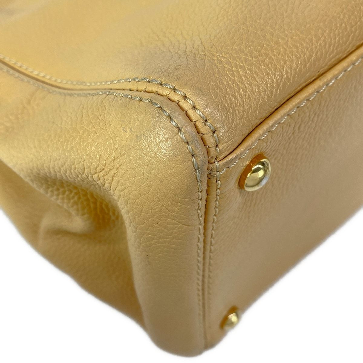 Chanel Tote Bag Executive Line Beige Gold Leather — view 6