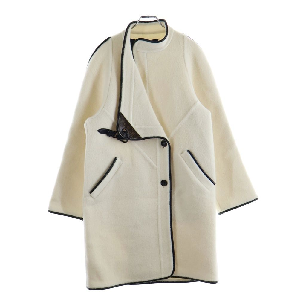 Louis Vuitton Alpaca Clip Monogram Lambskin Accent Chain Design Front Coat White