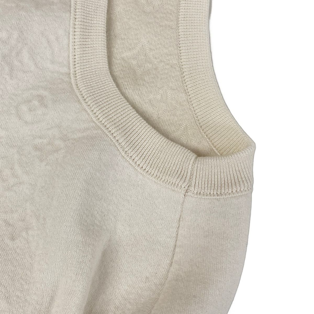 Louis Vuitton Vest Ivory Zip Up Embossed Monogram Wool XS — view 7