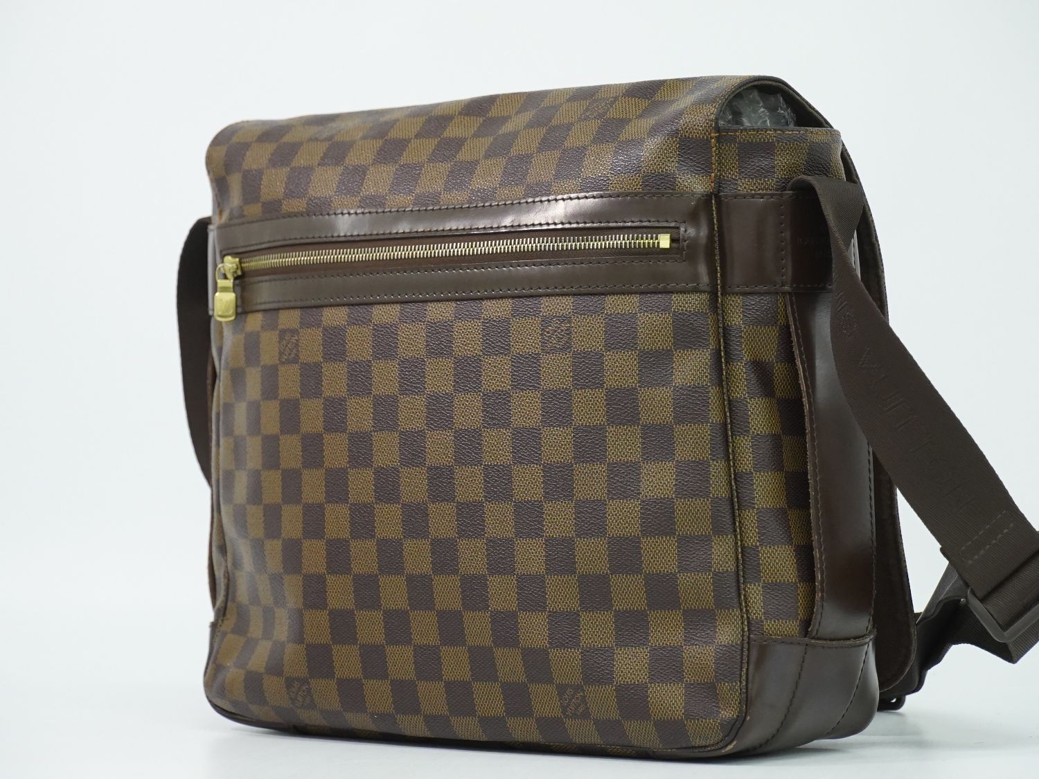 Louis Vuitton LV Bastille Damier Ebene Shoulder Bag Brown — view 2