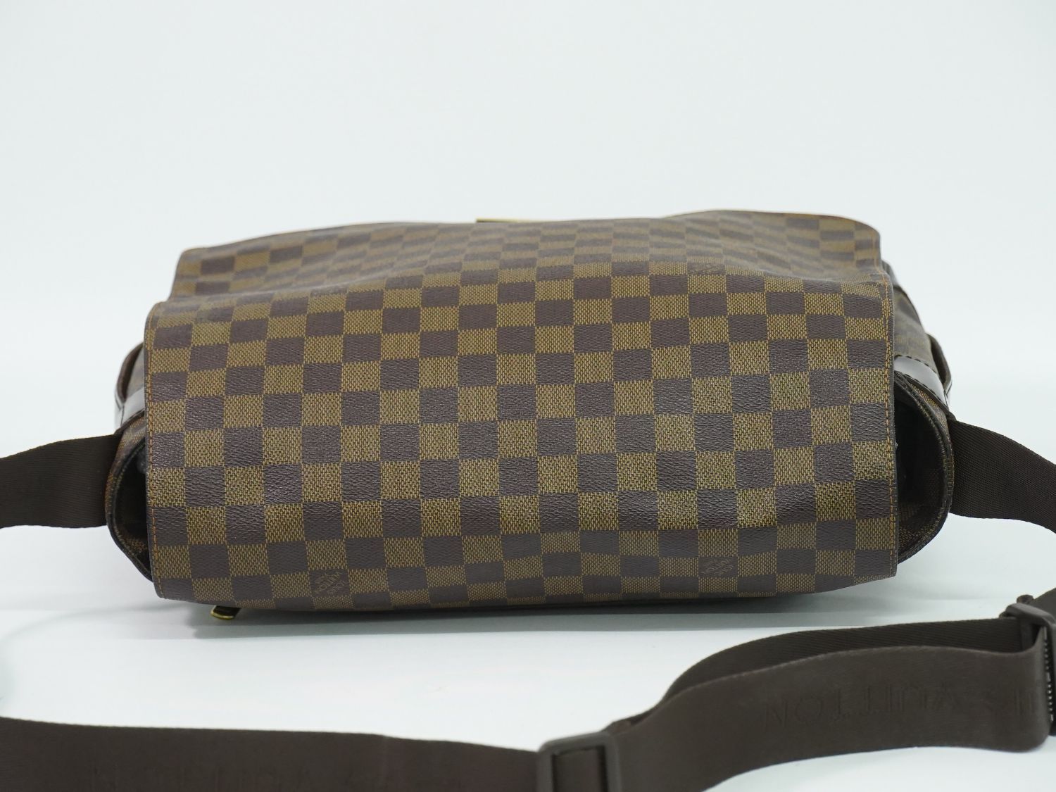 Louis Vuitton LV Bastille Damier Ebene Shoulder Bag Brown — view 5