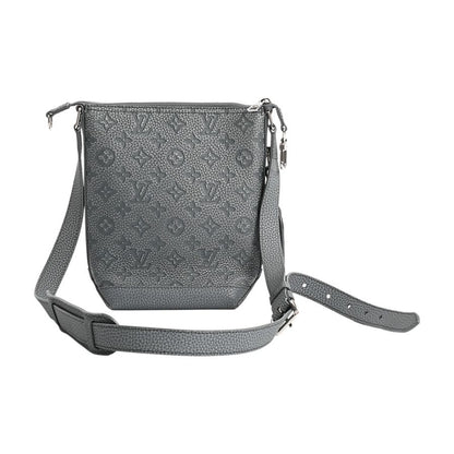 Louis Vuitton Shoulder Bag Climbing Hobo Cruiser PM — view 3