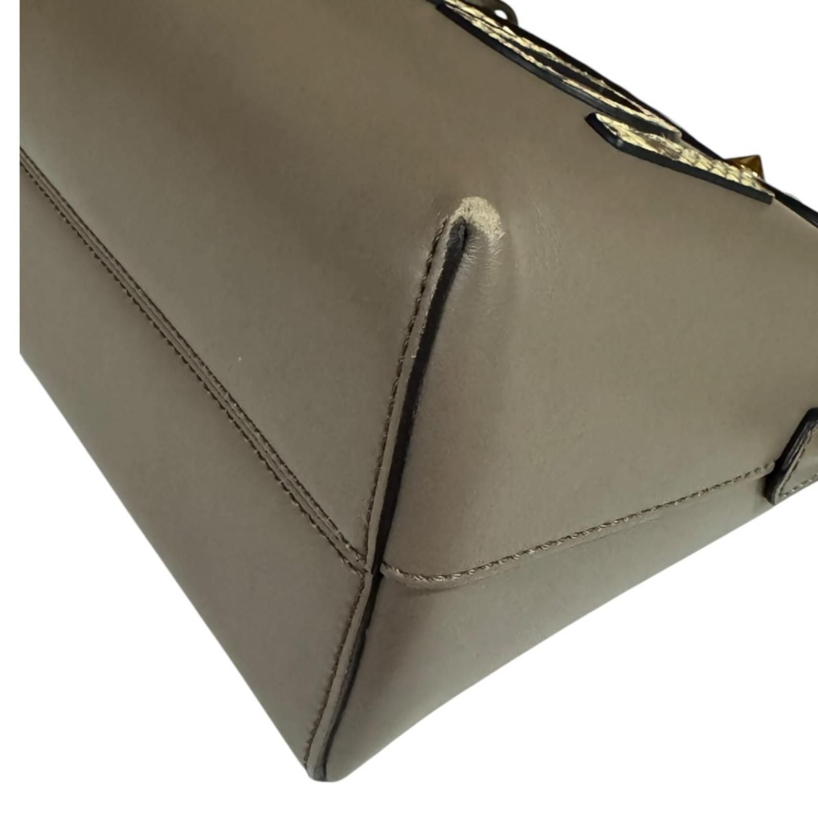 Fendi by the Way Medium Shoulder Bag Leather Brown — view 8