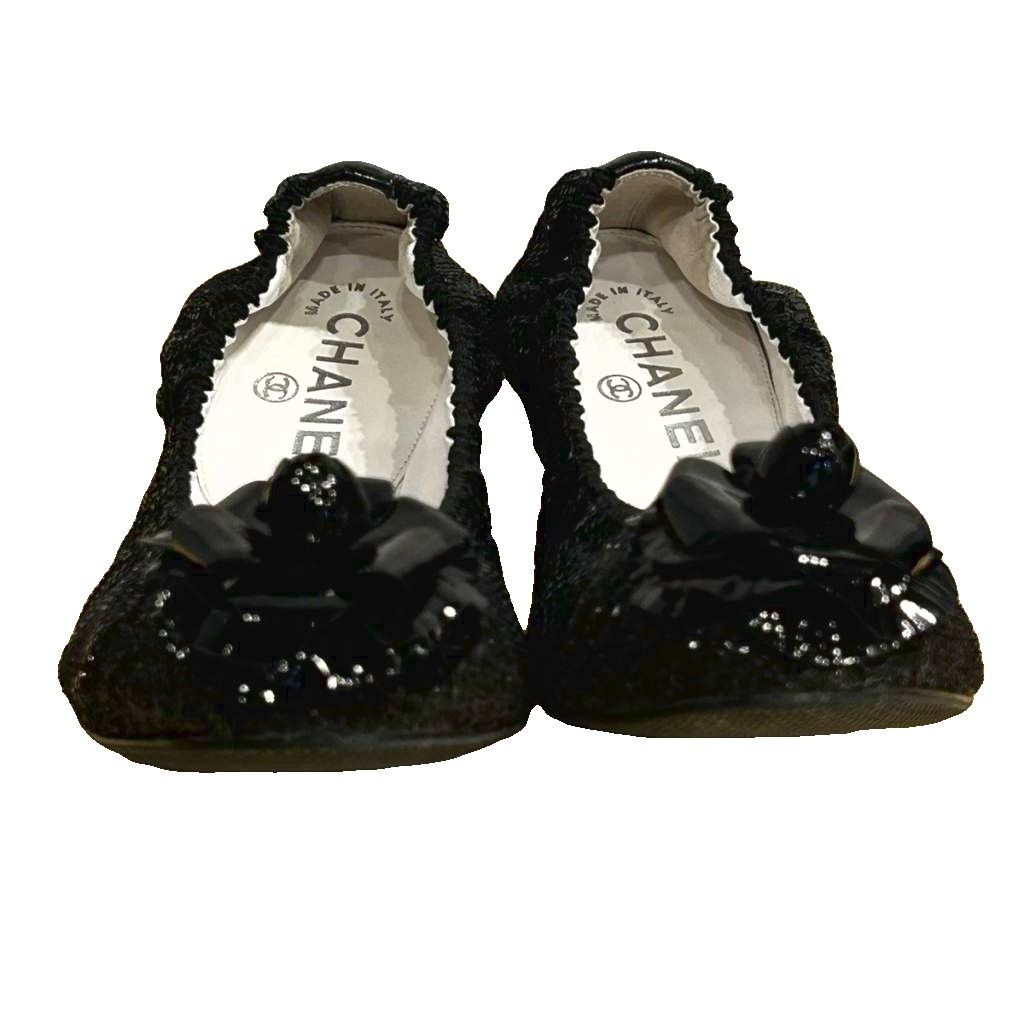Chanel Camellia Flat Shoes Pumps Sequins Black — view 5