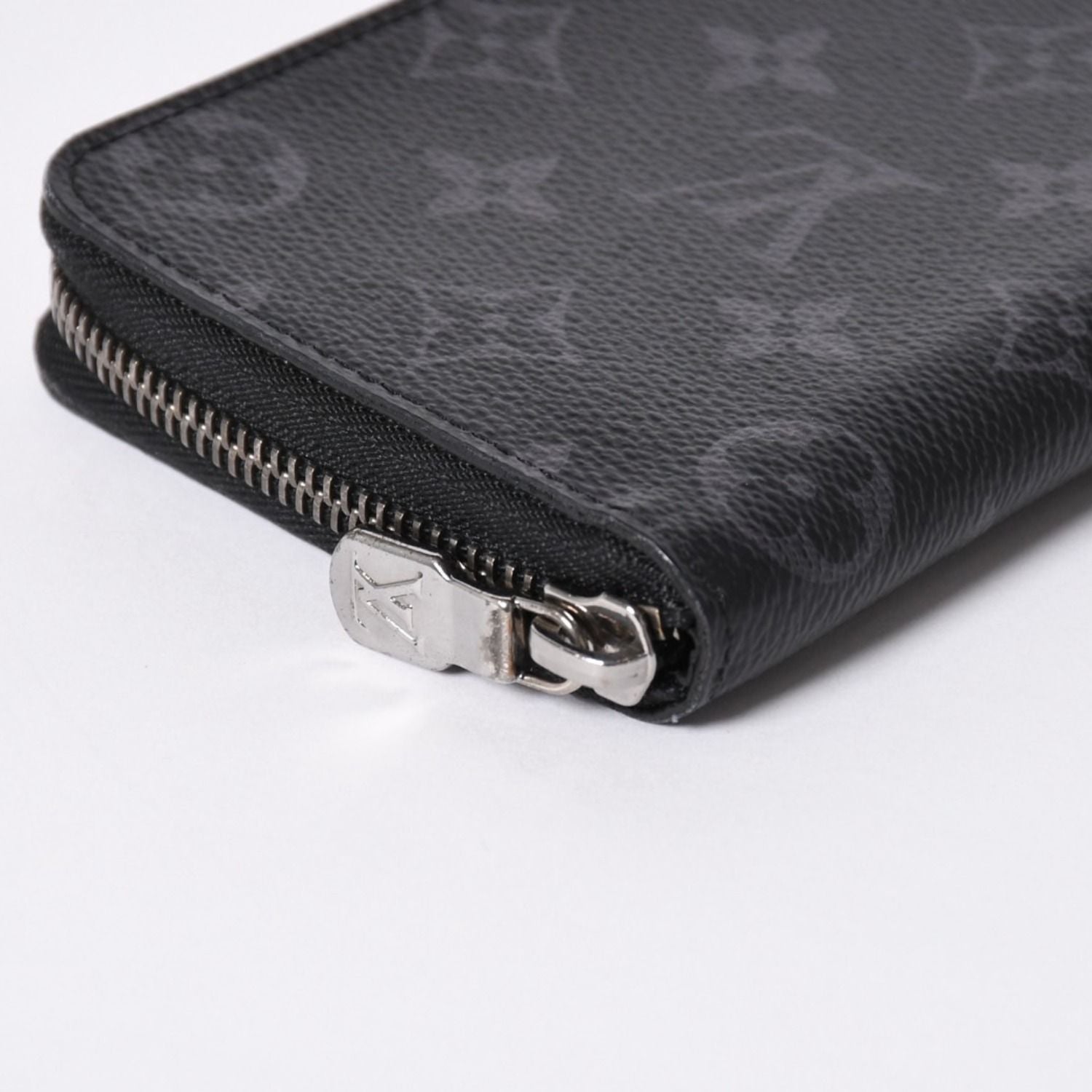 Louis Vuitton Zippy Wallet Vertical Monogram Eclipse Canvas Black Silver — view 7