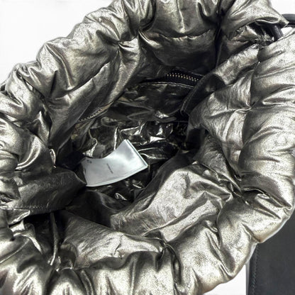 Moncler Lanier PM Shoulder Bag Logo Patch Fleece Leather Black — view 7