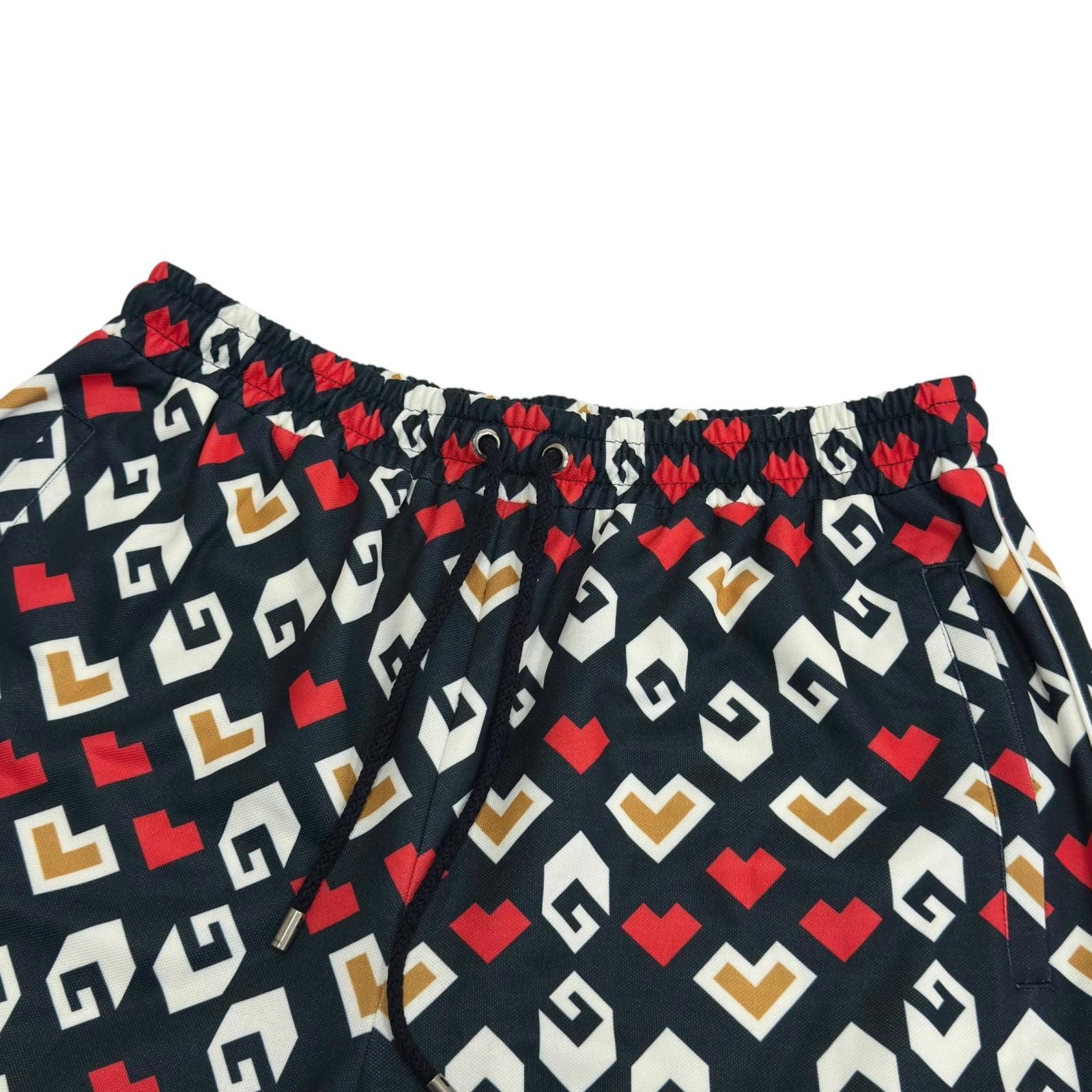 Gucci Square G Heart Print All Over Technical Jersey Shorts — view 3