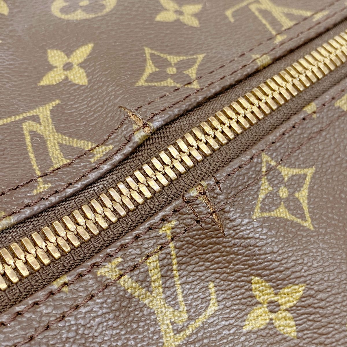 Louis Vuitton Boston Bag Monogram Cruiser 40 Brown — view 6