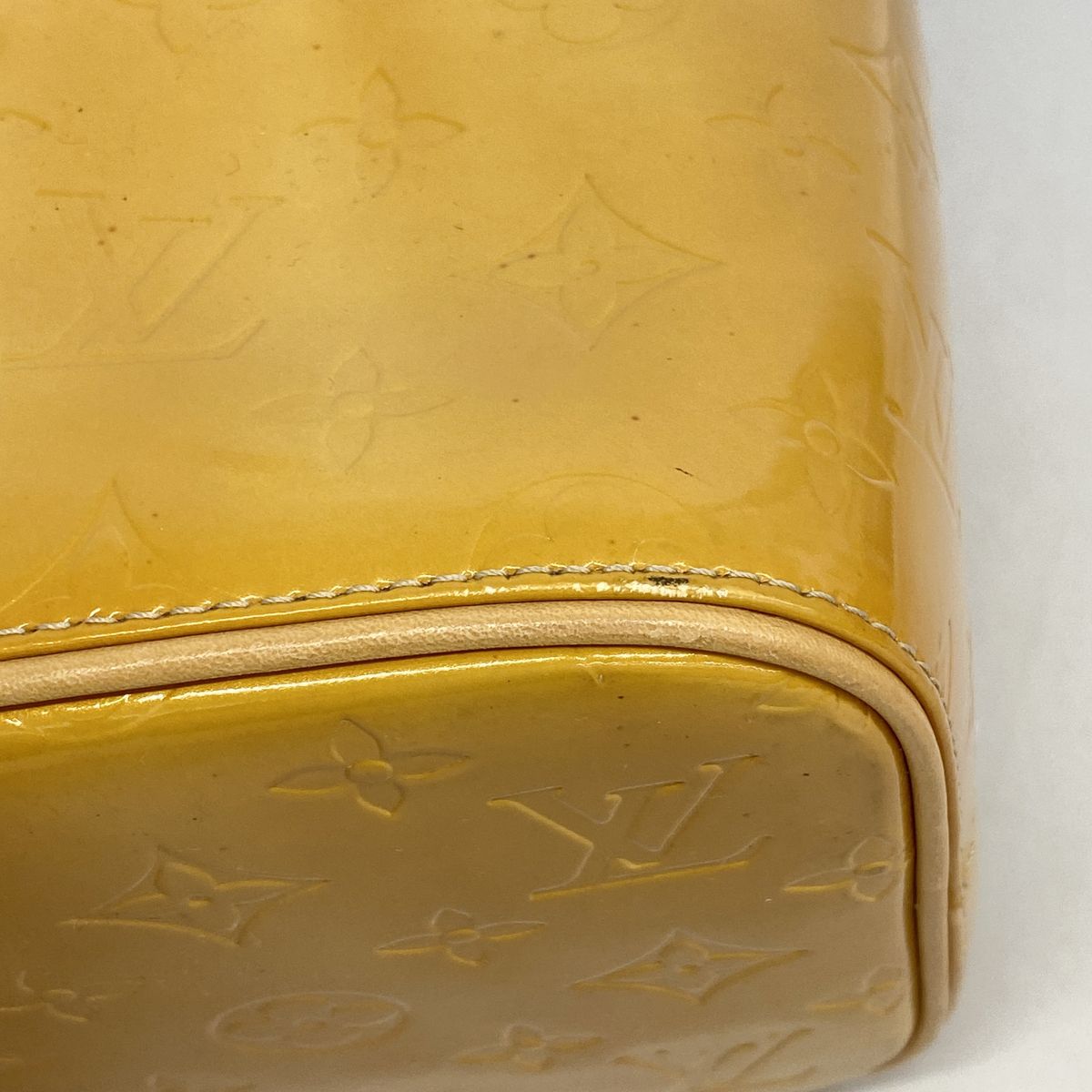 Louis Vuitton Tote Bag Vernis Houston Beige — view 6