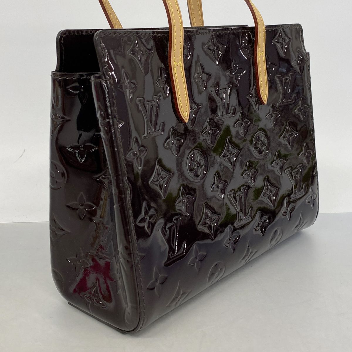 Louis Vuitton Handbag Vernis Catalina BB Amaranto — view 2