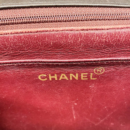 Chanel Shoulder Bag Lambskin Black Gold — view 5