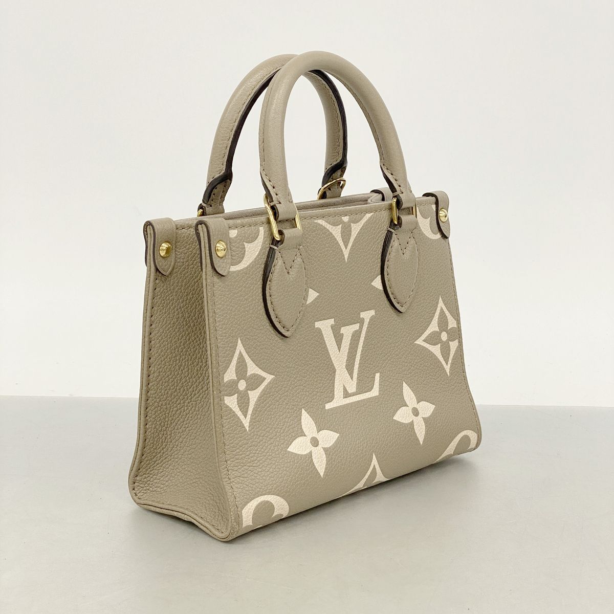 Louis Vuitton Handbag Monogram Empreinte Bicolor On The Go BB Tourterelle Cream — view 2