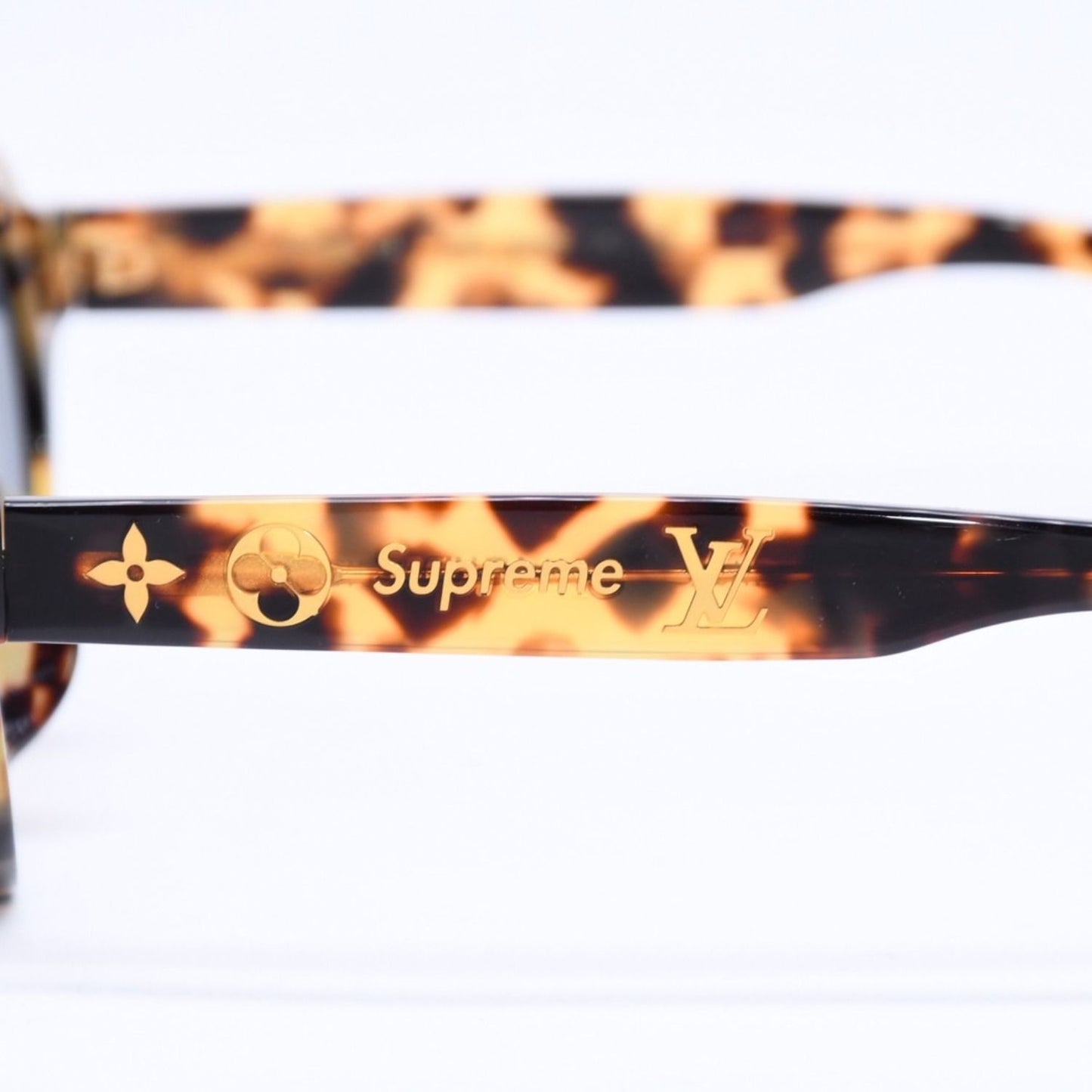 Louis Vuitton Supreme Downtown Sunglasses Tortoiseshell Eyewear — view 7