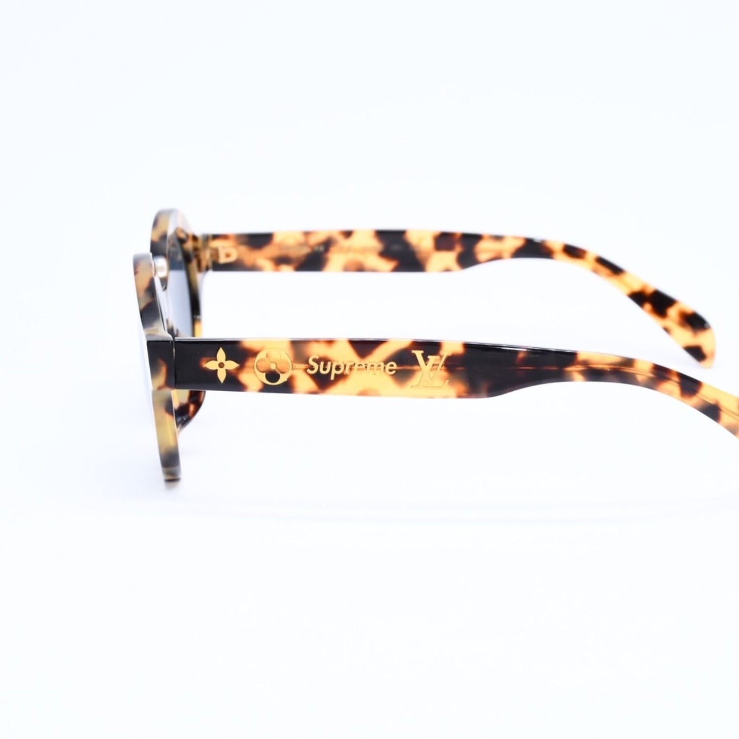 Louis Vuitton Supreme Downtown Sunglasses Tortoiseshell Eyewear — view 6
