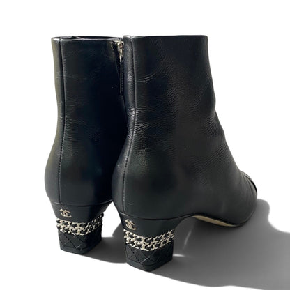 Chanel Short Boots Chain CC Logo Black Leather — view 3