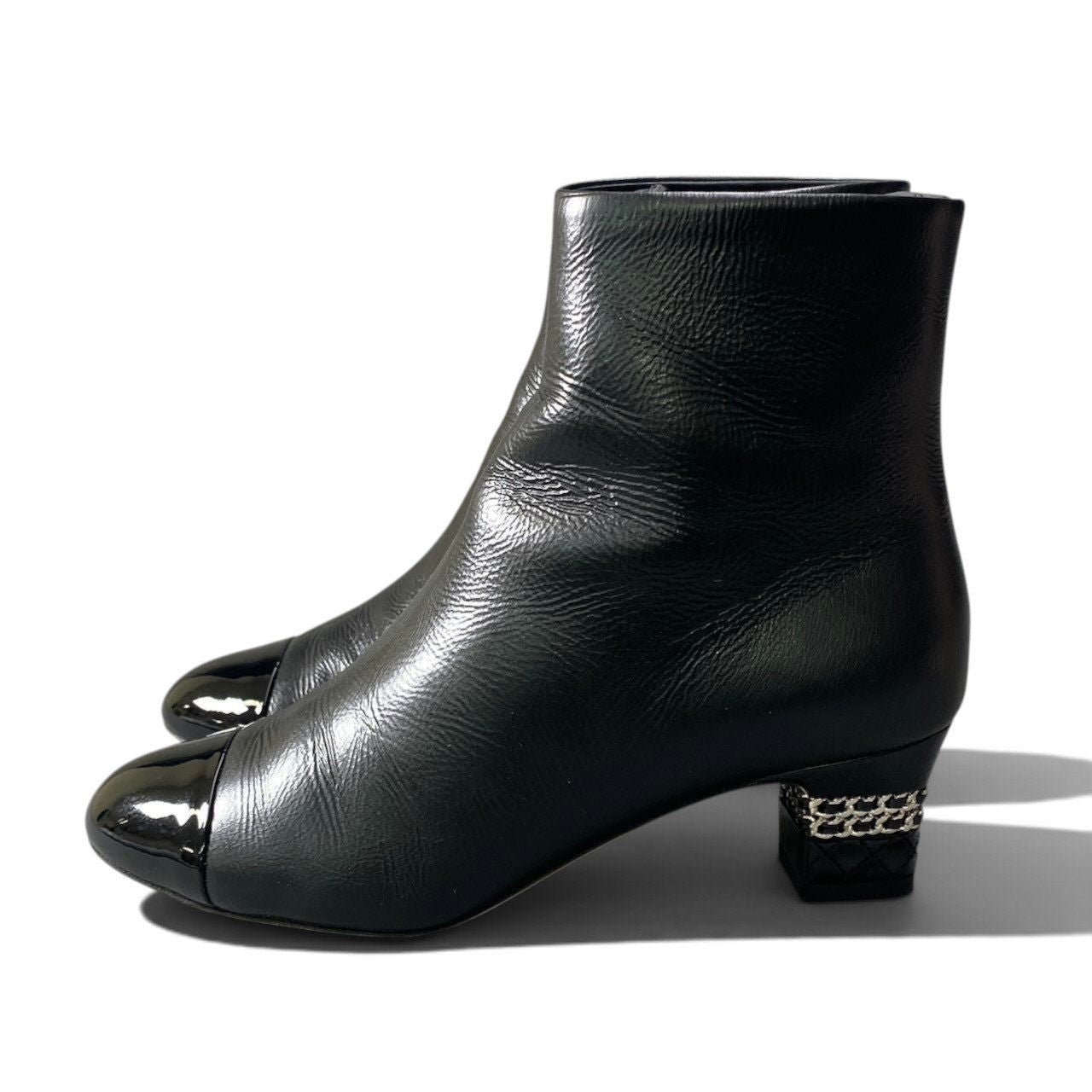 Chanel Short Boots Chain CC Logo Black Leather — view 2