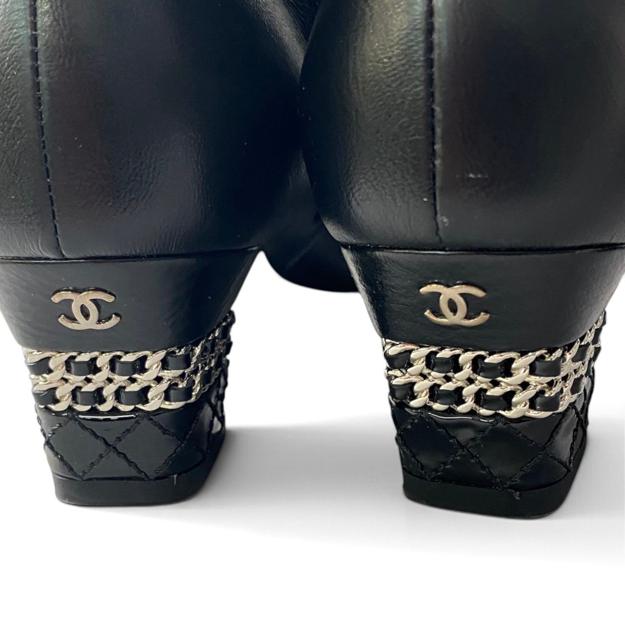 Chanel Short Boots Chain CC Logo Black Leather — view 7