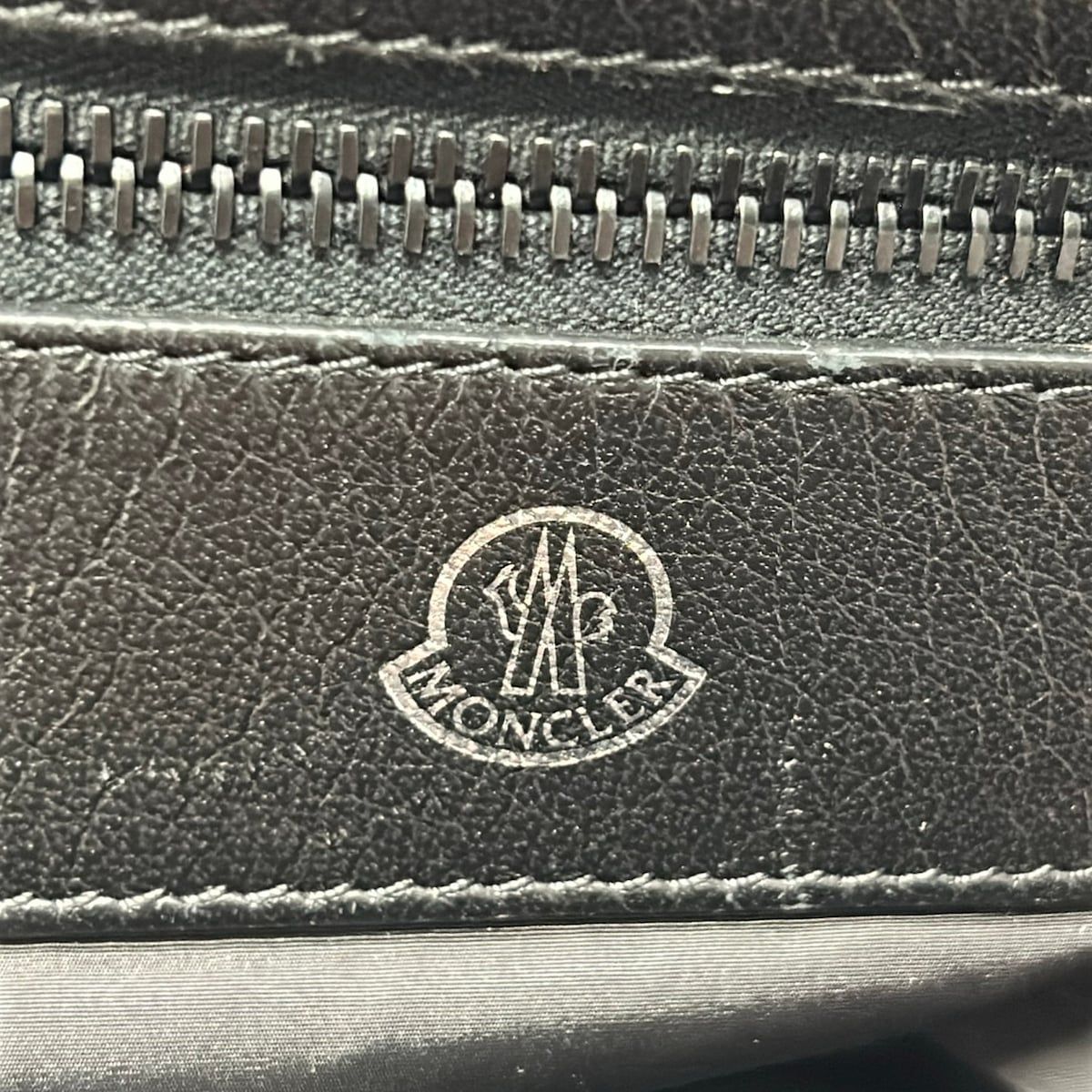 Moncler Shoulder Bag Pascal Borsa Black — view 8