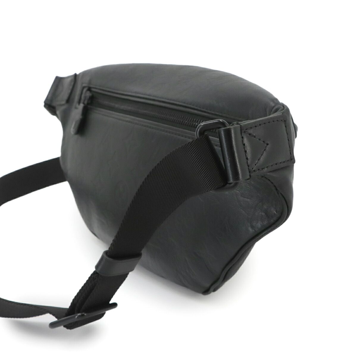 Louis Vuitton Monogram Shadow Discovery Bum Bag Leather Noir — view 3