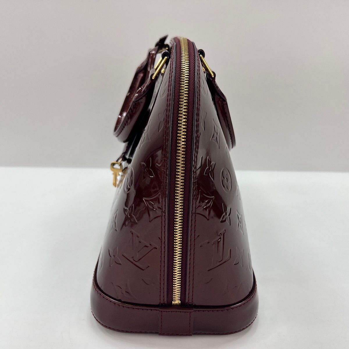 Louis Vuitton Handbag Alma — view 5