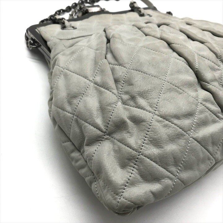 Chanel Chain Shoulder Bag CC Logo Kiss Lock 2-Way Suede Diver Nylon Gray — view 6