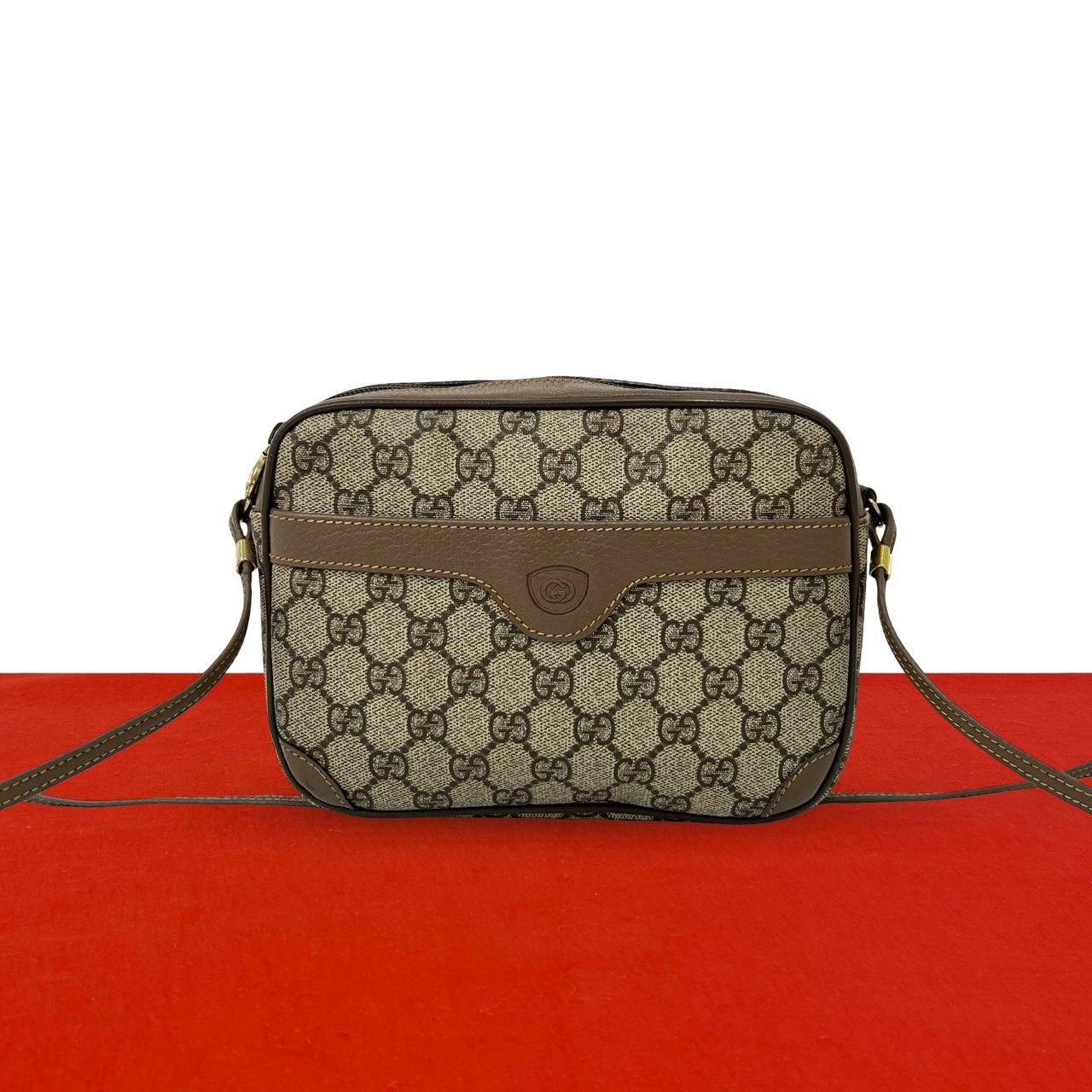 Gucci Vintage GG Pattern Logo Leather Shoulder Bag Pochette Brown