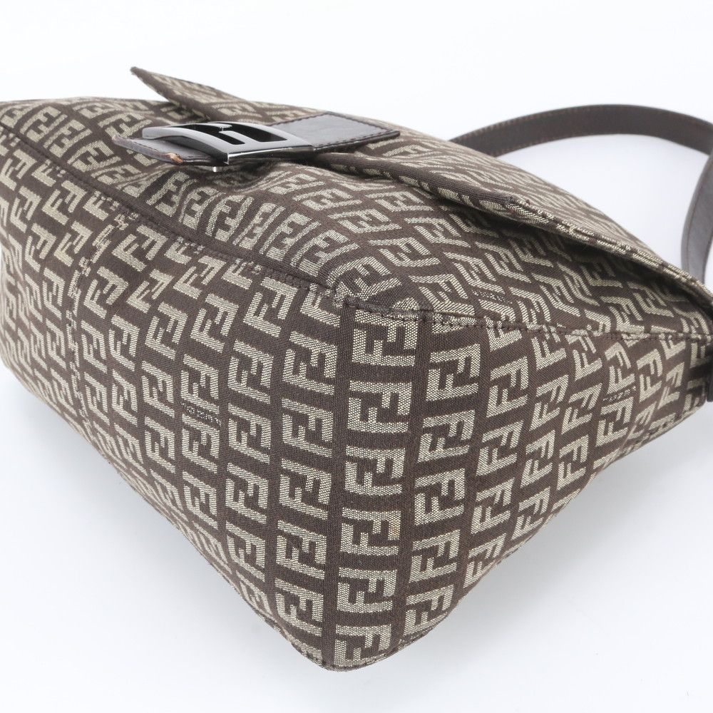Fendi Zucchino Mamma Baguette Bucket Leather Shoulder Bag — view 5
