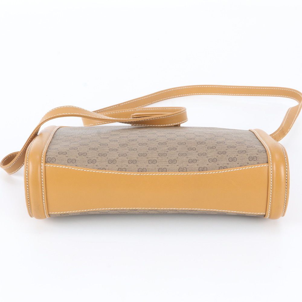 Gucci Micro GG Leather Shoulder Bag — view 6