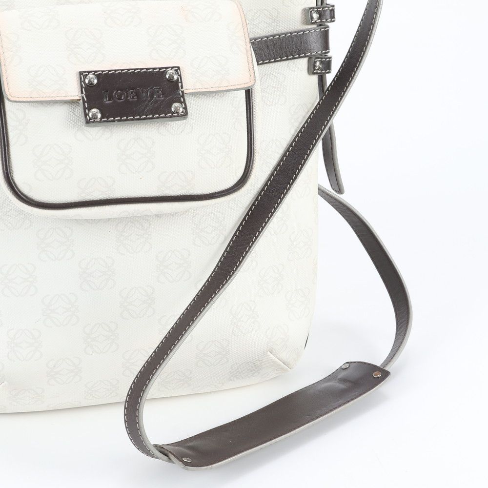 Loewe Anagram Leather Shoulder Bag Crossbody Hand — view 2