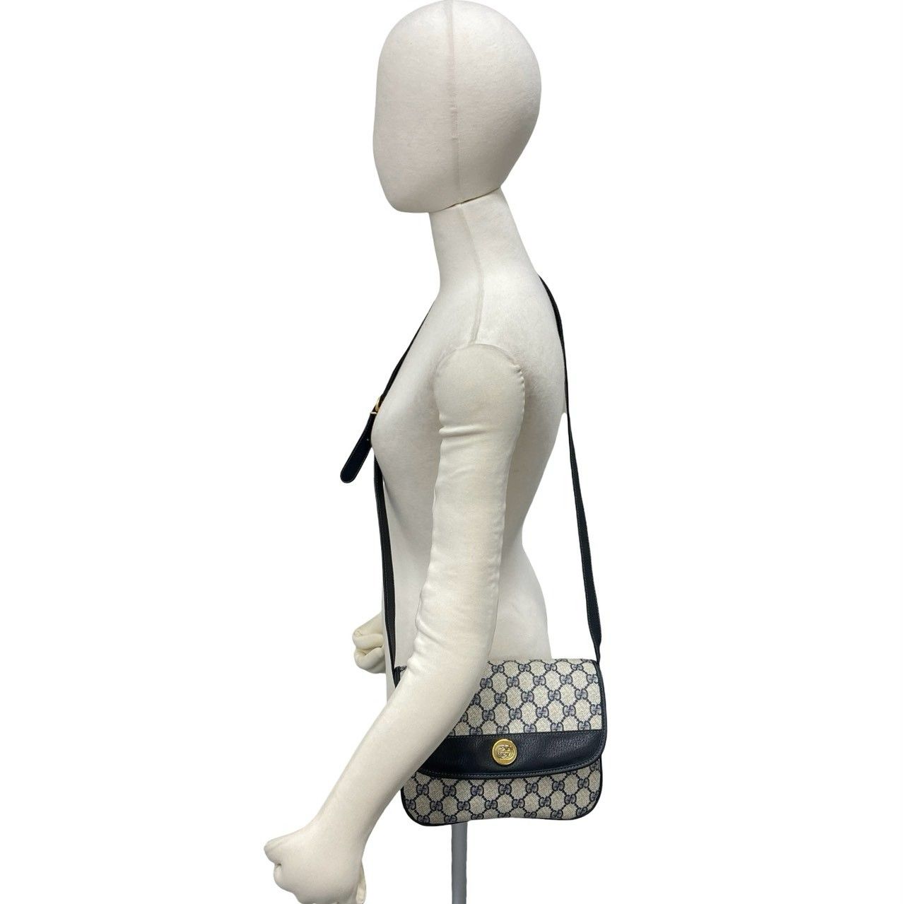 Gucci Vintage GG Logo Leather Mini Shoulder Bag Pochette Navy — view 2