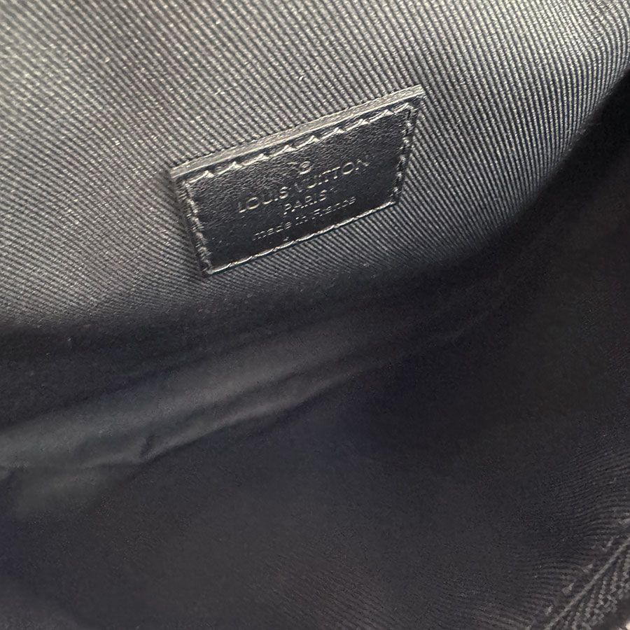 Louis Vuitton Belt Bag Monogram Galaxy Discovery — view 5