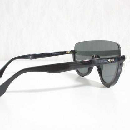 Fendi Cat Eye Sunglasses Eyewear S Black — view 5