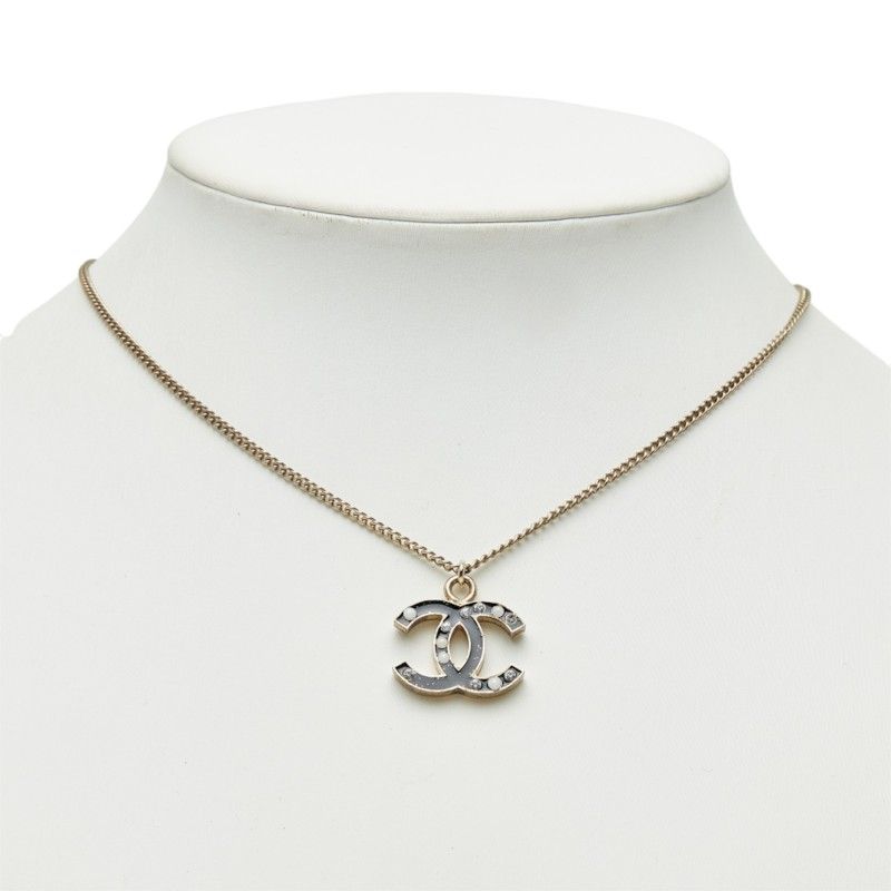 Chanel CC Logo Chain Pendant 07 Black Gold Plated Faux Pearl Rhinestone — view 7