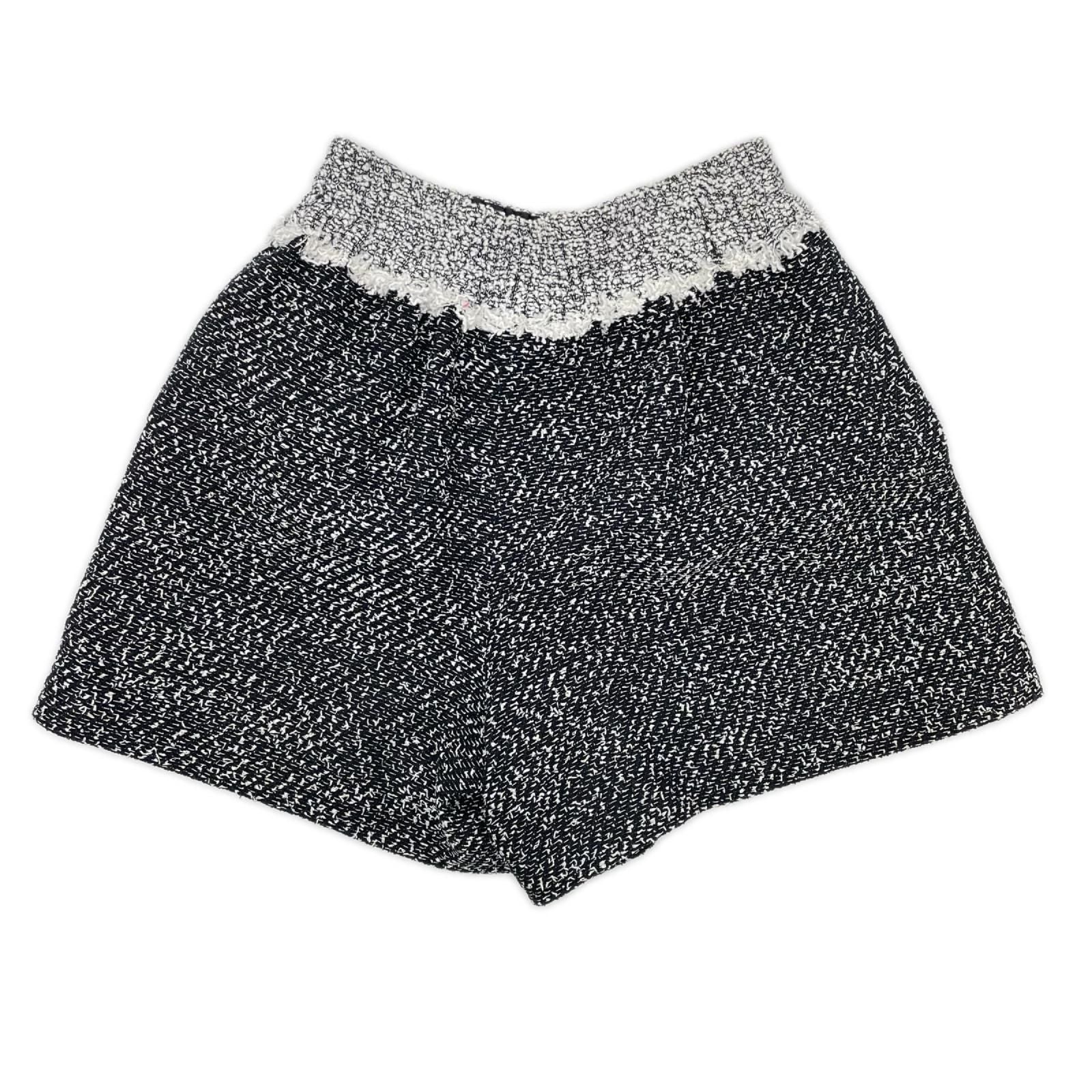 Chanel CC Logo Waist Togo Tweed Shorts 34 — view 2