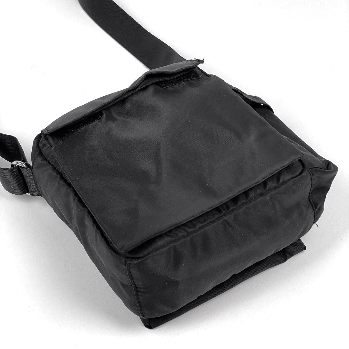 Moncler Shoulder Bag Nylon Black — view 2