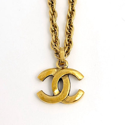 Chanel Necklace CC Logo Gold Plated — view 2