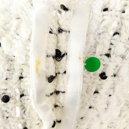 Chanel Vintage Collarless Jacket — view 7